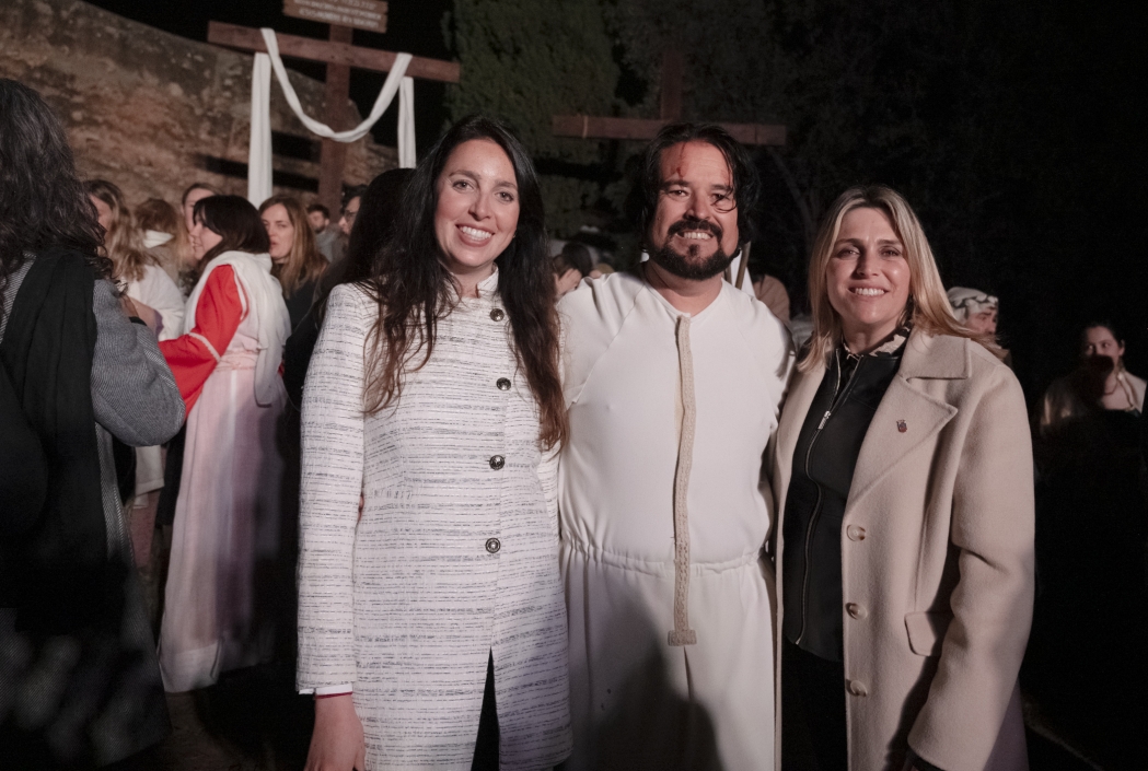 Marta Barrachina reitera el apoyo de la Diputación a la Semana Santa y ensalza el valor religioso y cultural de La Passió de Torreblanca