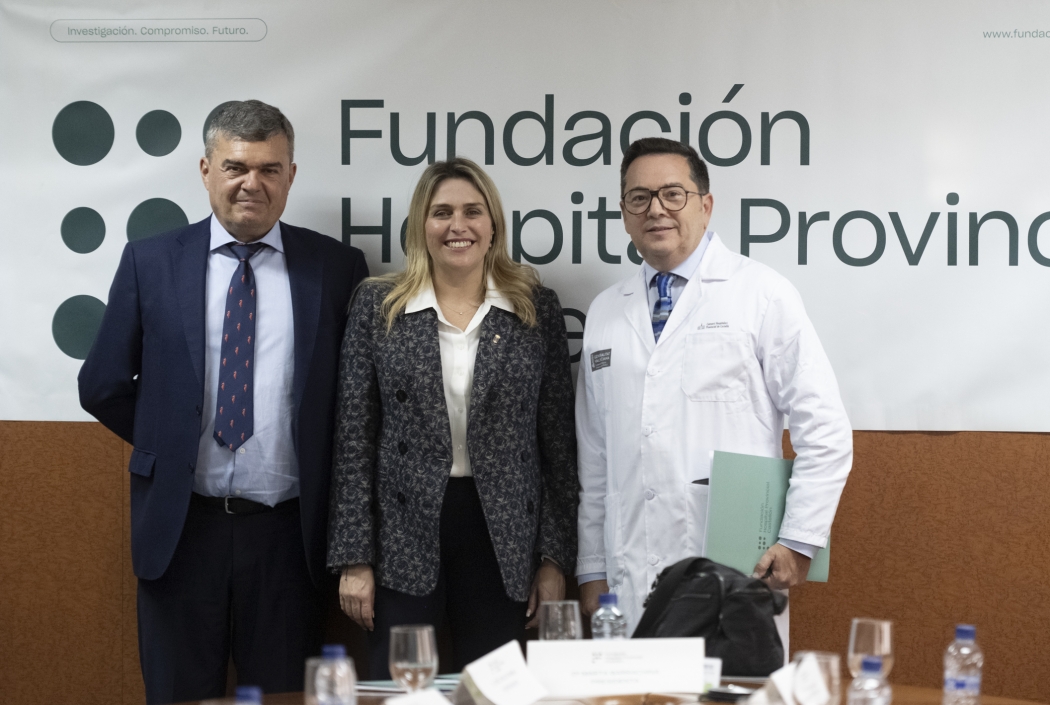 La Diputación reconoce la labor de la Fundación Hospital Provincial en el avance sanitario y la mejora de vida de los castellonenses con el Mérito Solidario en el Día de la Provincia